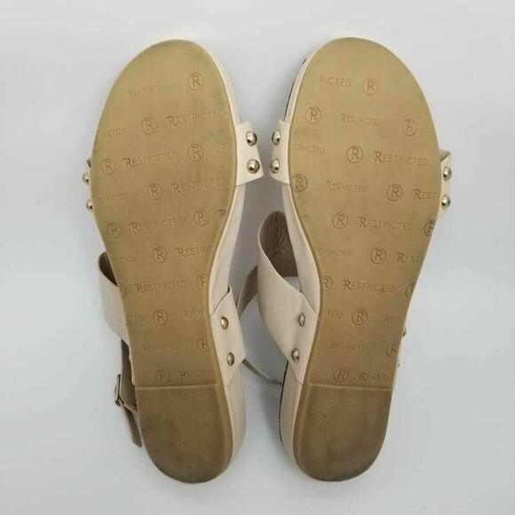 Restricted Womens Ankle Strap Buckle Flat Sandals Beige Size 8.5 - Picture 7 of 12
